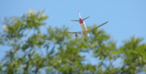 flugzeug_ueber_unseren_accespoint_landeanflug_schwechat2.png flugzeug_ueber_unseren_accespoint_landeanflug_schwechat2.png